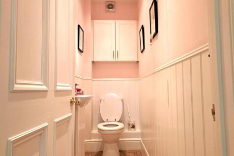 cloakroom.jpg