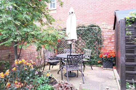 garden1.jpg