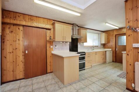 6 Croft Road Clehonger (32).jpg