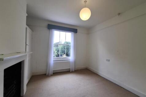 a.bedroom.jpg