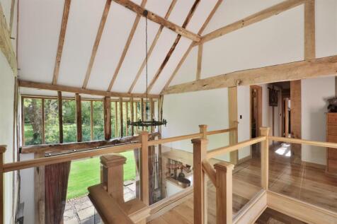 Old Court Barn Brobury (69).jpg