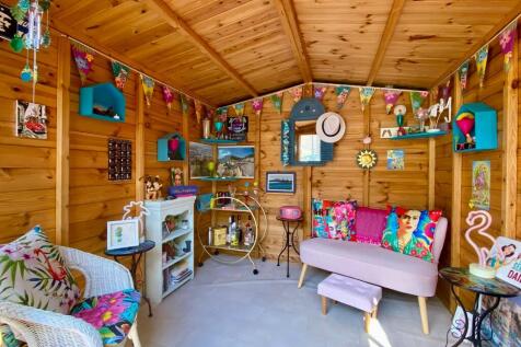 Summer Hut