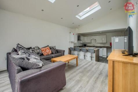 Kitchen/ Living Room