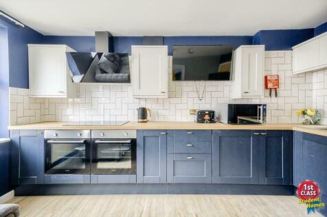 Kitchen/ LR