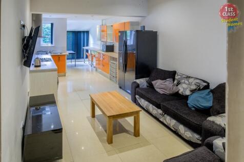 Kitchen/Living Room 
