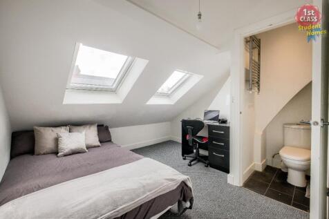 Bed 5 and En Suite 