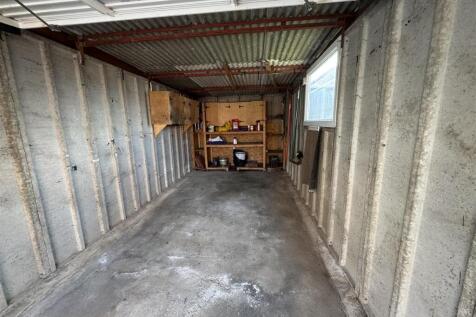 a.garage.jpeg
