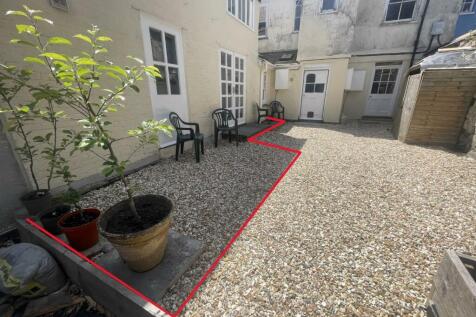 Courtyard Garden