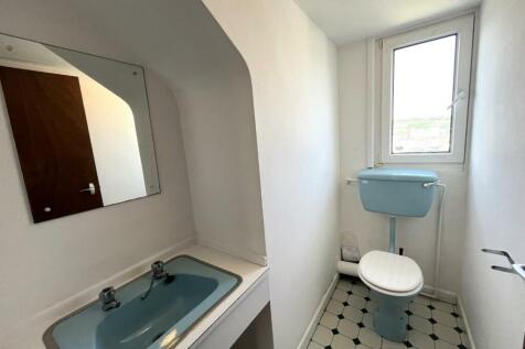 Cloakroom.JPG