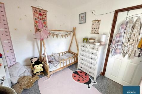 Bedroom 3.jpg