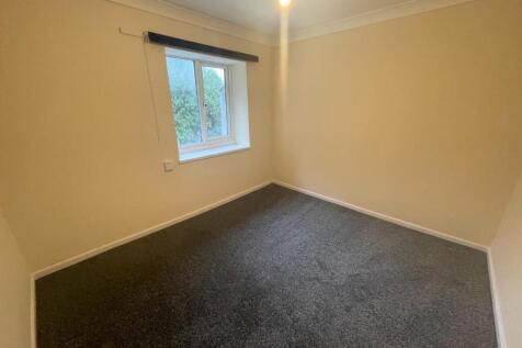 Bedroom 2.jpeg
