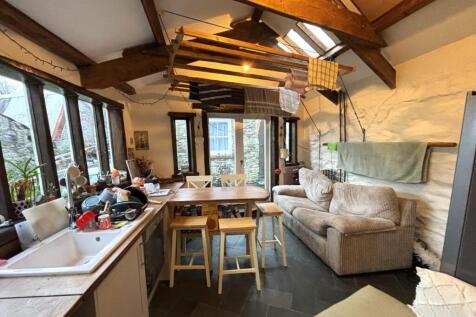 Communal Area