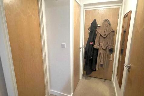 Hall.jpg