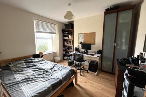 Bedroom 3.JPG
