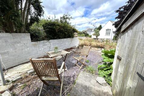 Rear Courtyard.jpeg