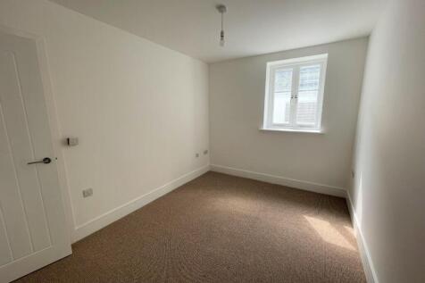 Bedroom 1.jpeg