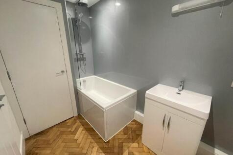 Bathroom .jpeg