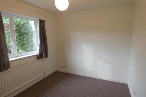 front bedroom.JPG