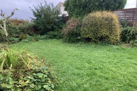 back garden picture 2.JPG