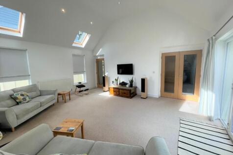 Living Room.jpeg