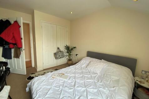 Bedroom One (Double &#43; walk in wardrobe)