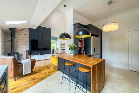 Kitchen/Lounge/Dining Room