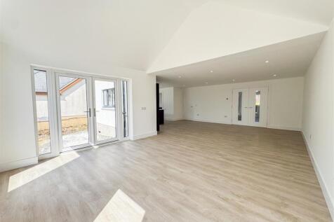 Kitchen/Dine/Family