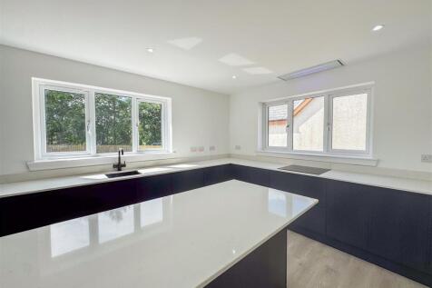 Kitchen/Dine/Family