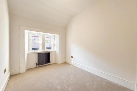 Upper Bedroom