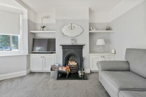 Queens Grove Road, E4