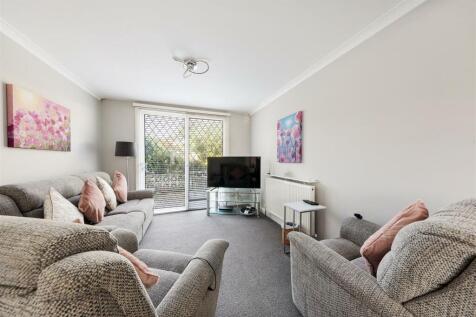 Dale View Gardens, E4