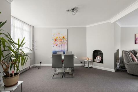 Dale View Gardens, E4
