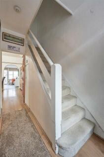 Royston Avenue E4