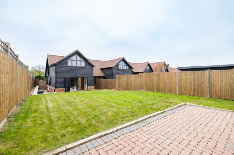 Sewardstone Road E4