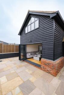 Sewardstone Road E4