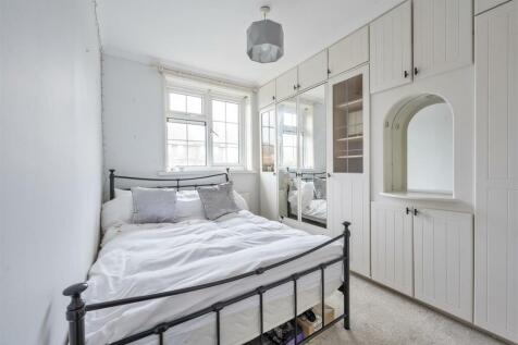 Bluehouse Road, E4