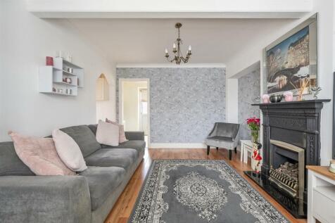 Bluehouse Road, E4
