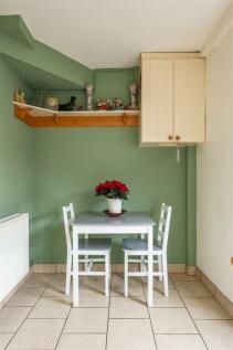 Bluehouse Road, E4