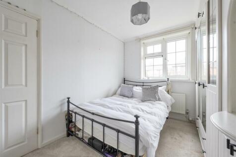Bluehouse Road, E4