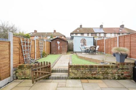 Bluehouse Road, E4
