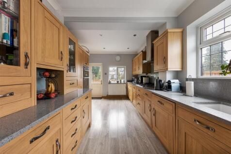 Whitehall Road E4