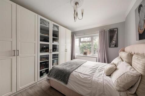 Whitehall Road E4