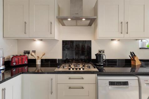 Vincent Road E4