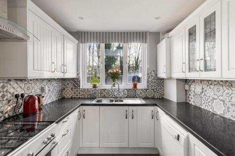 Haldan Road E4