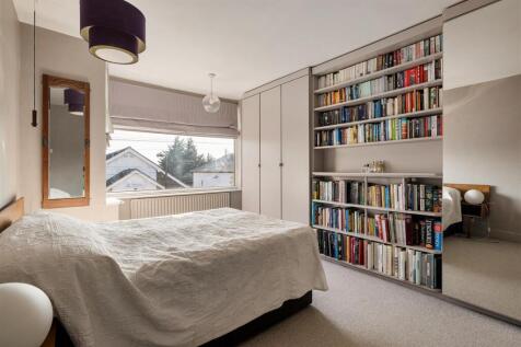 Malvern Avenue, E4