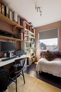 Malvern Avenue, E4
