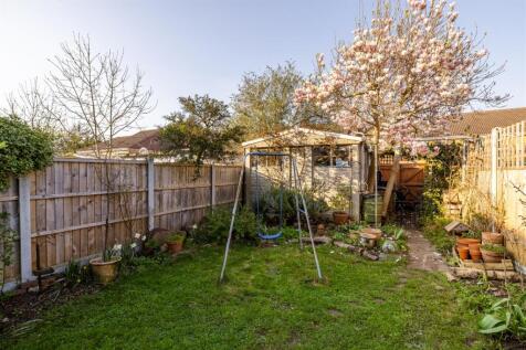 Malvern Avenue, E4