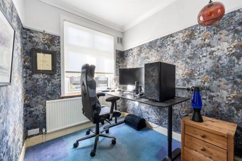 Elmfield Road, E4