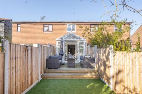 Mapleton Road E4