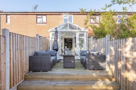 Mapleton Road E4